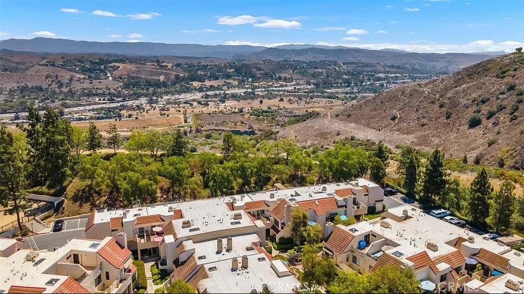 Crystal Cay (LH) (CC) - Residential