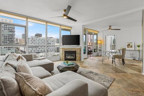 Photo of San Diego, CA 92101 (MLS # 260008113SD)