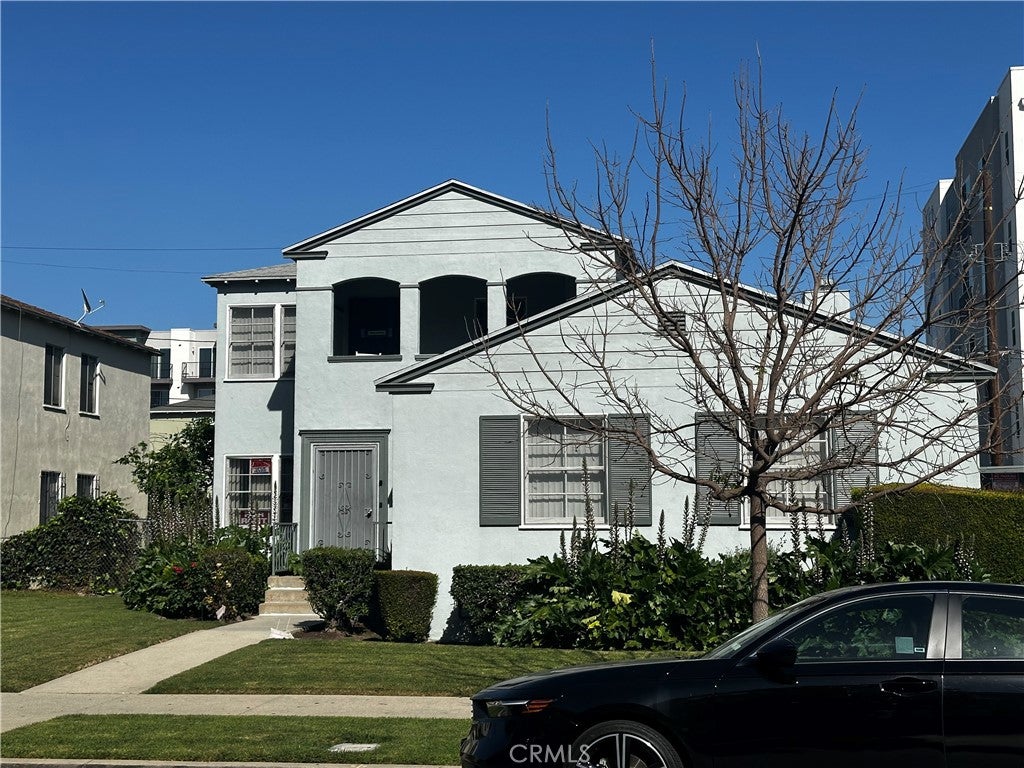 3526 Farmdale