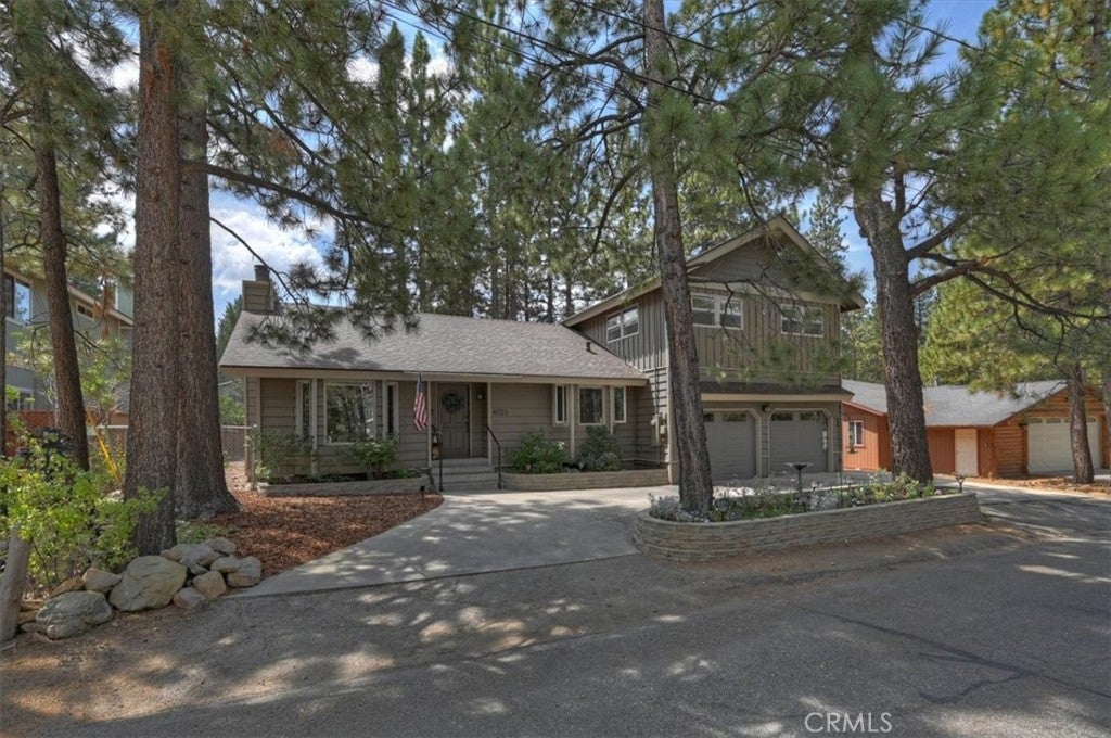 41725 Mockingbird