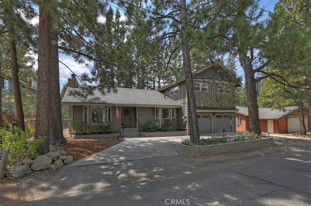 41725 Mockingbird
