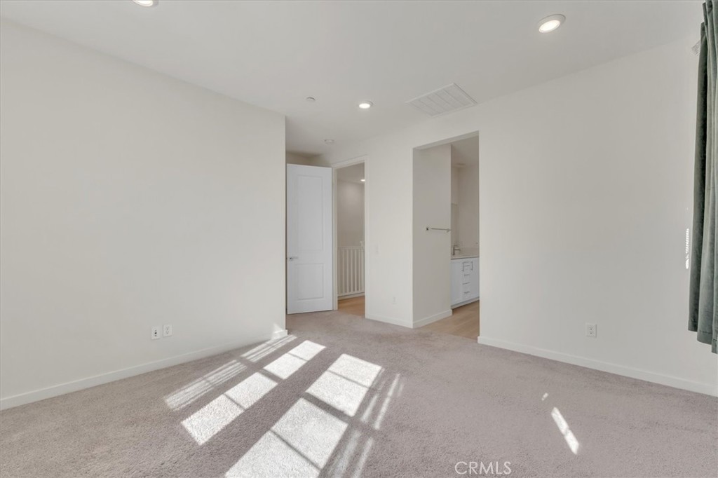 Crimson (CRIM5P) - Residential Lease