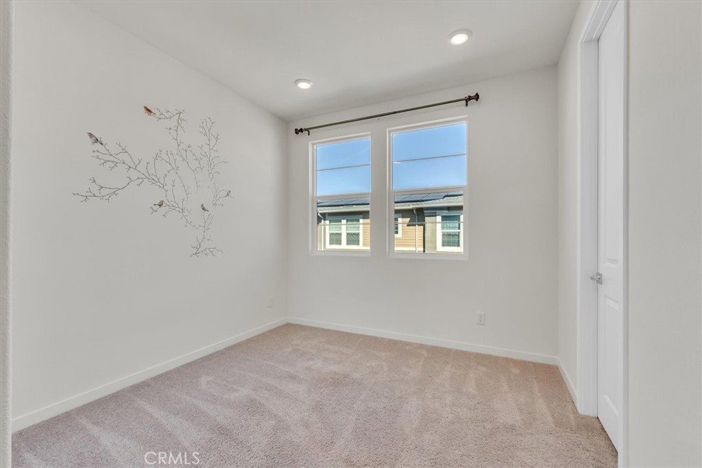 Crimson (CRIM5P) - Residential Lease