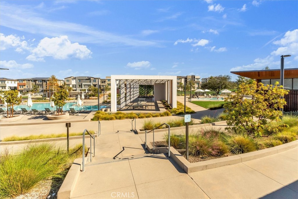 Crimson (CRIM5P) - Residential Lease