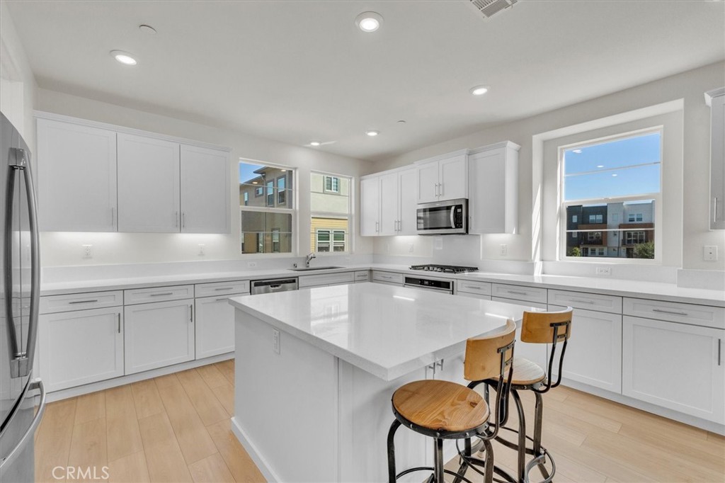 Crimson (CRIM5P) - Residential Lease