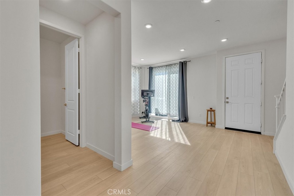 Crimson (CRIM5P) - Residential Lease