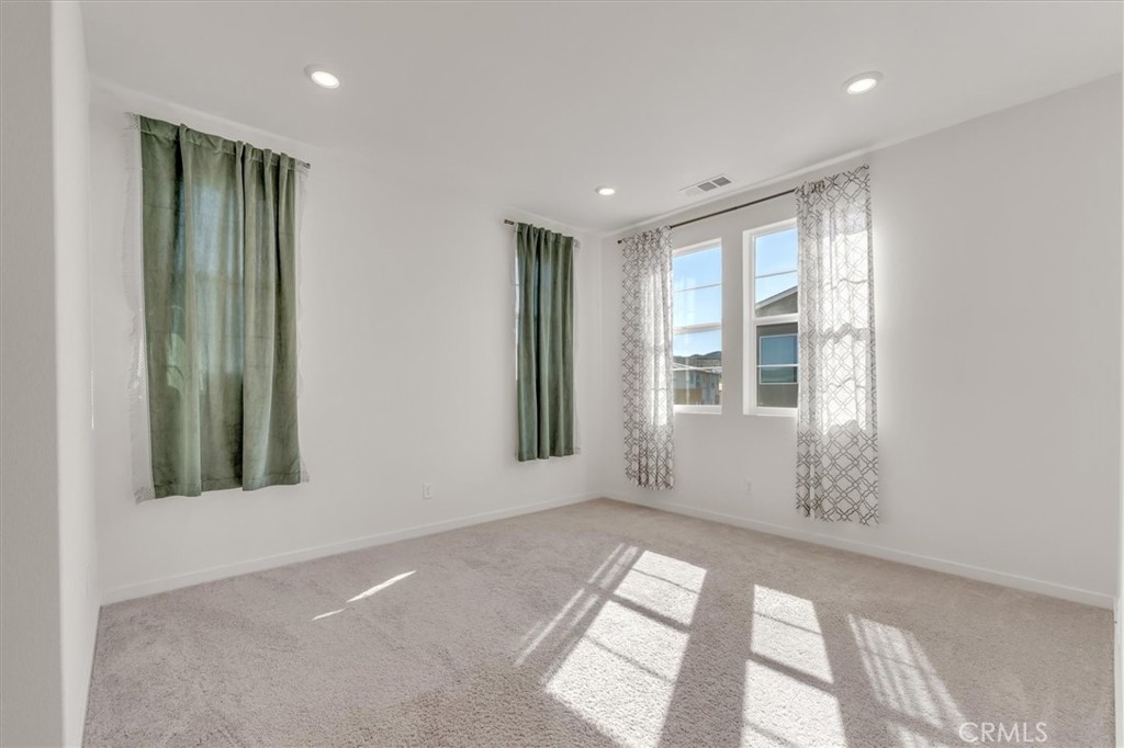 Crimson (CRIM5P) - Residential Lease