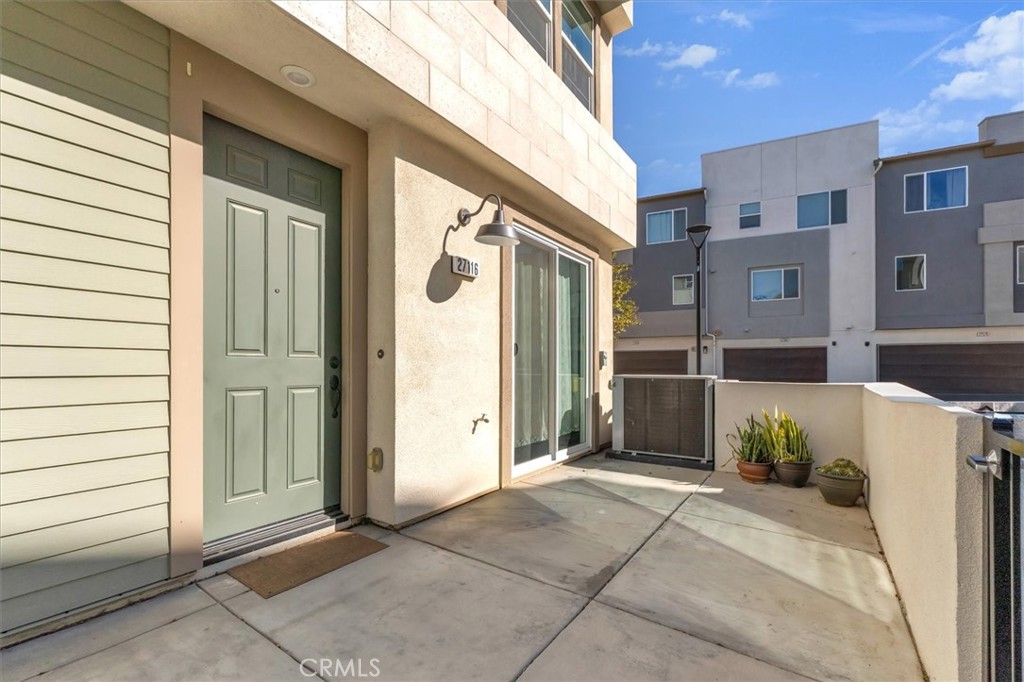 Crimson (CRIM5P) - Residential Lease