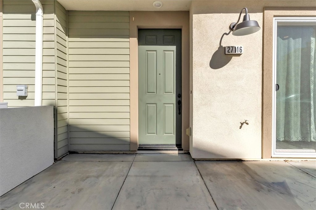 Crimson (CRIM5P) - Residential Lease