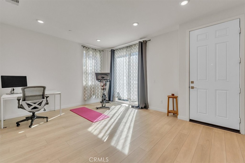 Crimson (CRIM5P) - Residential Lease