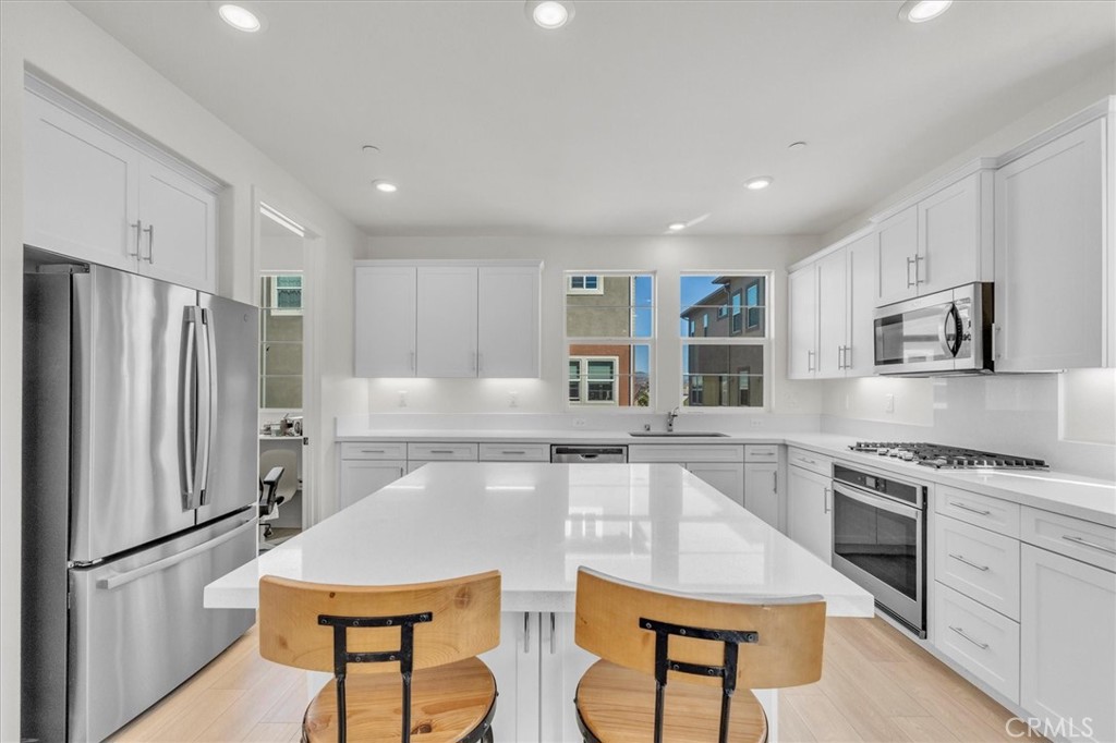 Crimson (CRIM5P) - Residential Lease