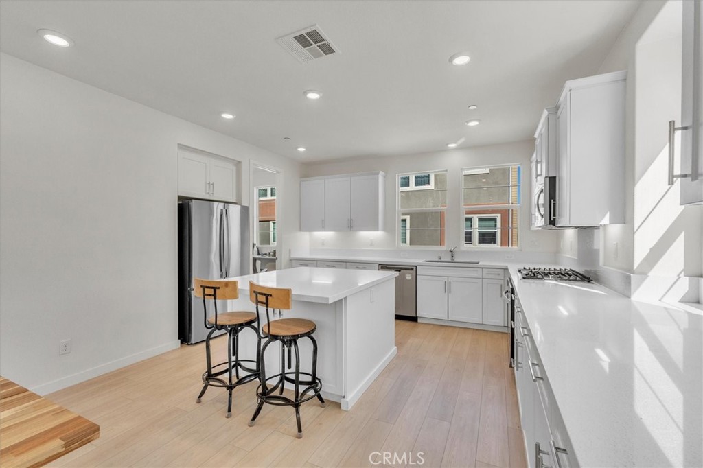 Crimson (CRIM5P) - Residential Lease