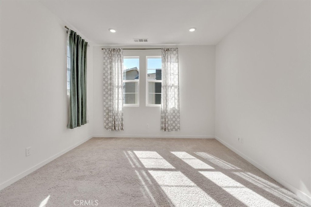 Crimson (CRIM5P) - Residential Lease