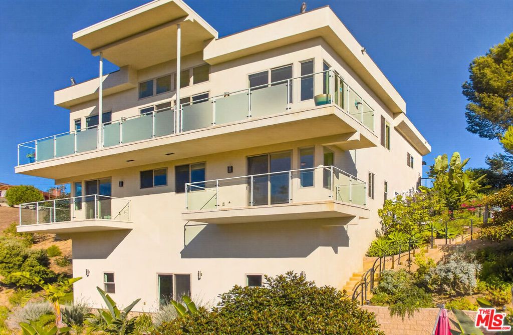 Photo of 5787 Calpine Drive, Malibu, CA 90265 (MLS # 26684653)