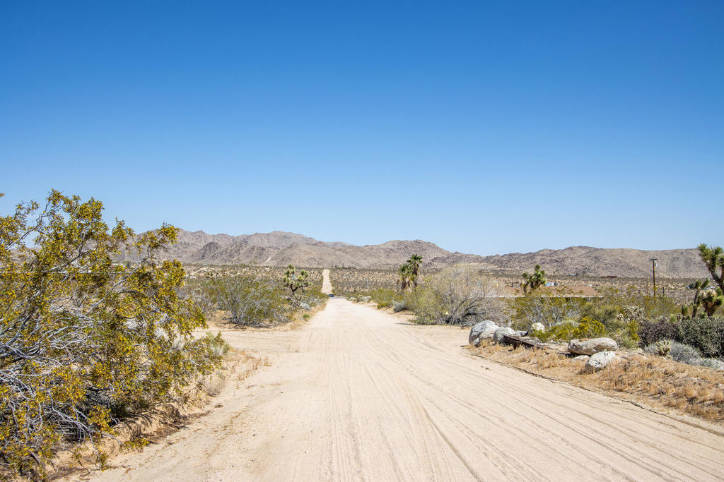 6655 Saddleback Road