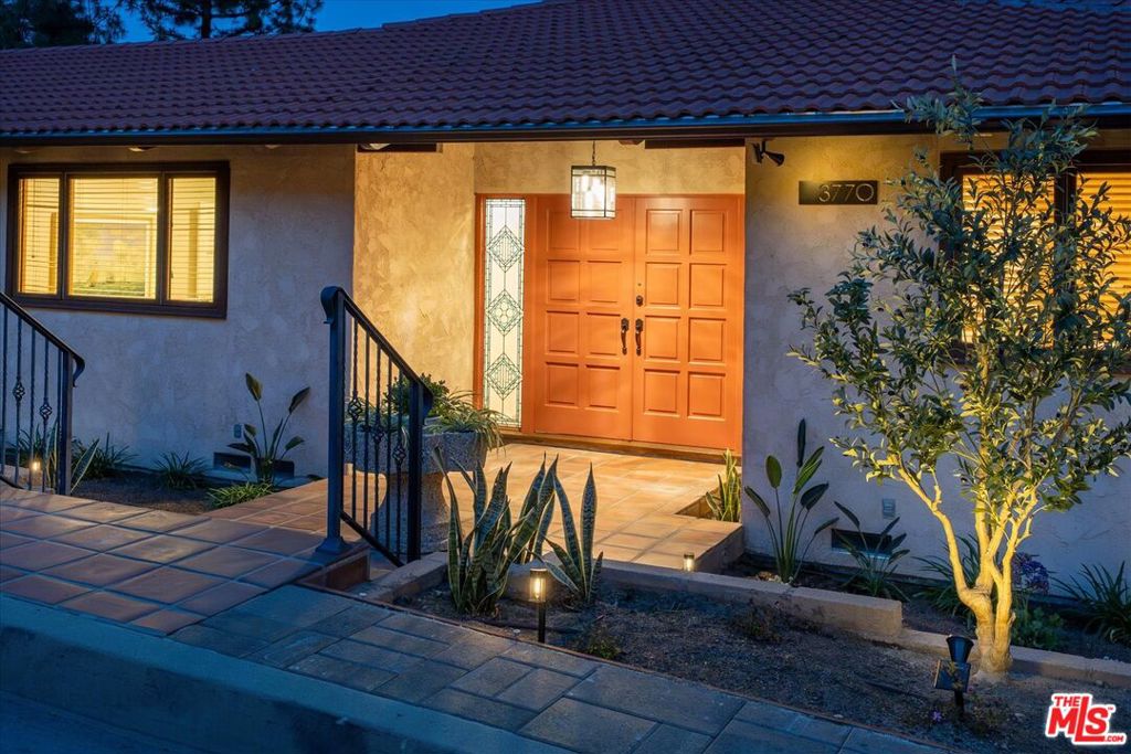 3770 Whiting Manor Lane