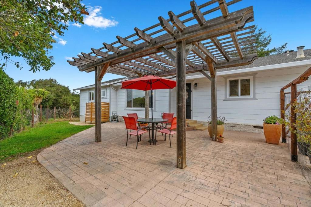 28 Vista Drive