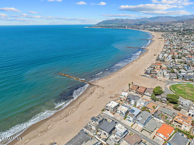 2621 Harbor Boulevard