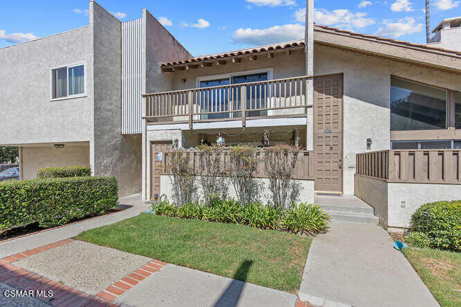 2621 Harbor Boulevard