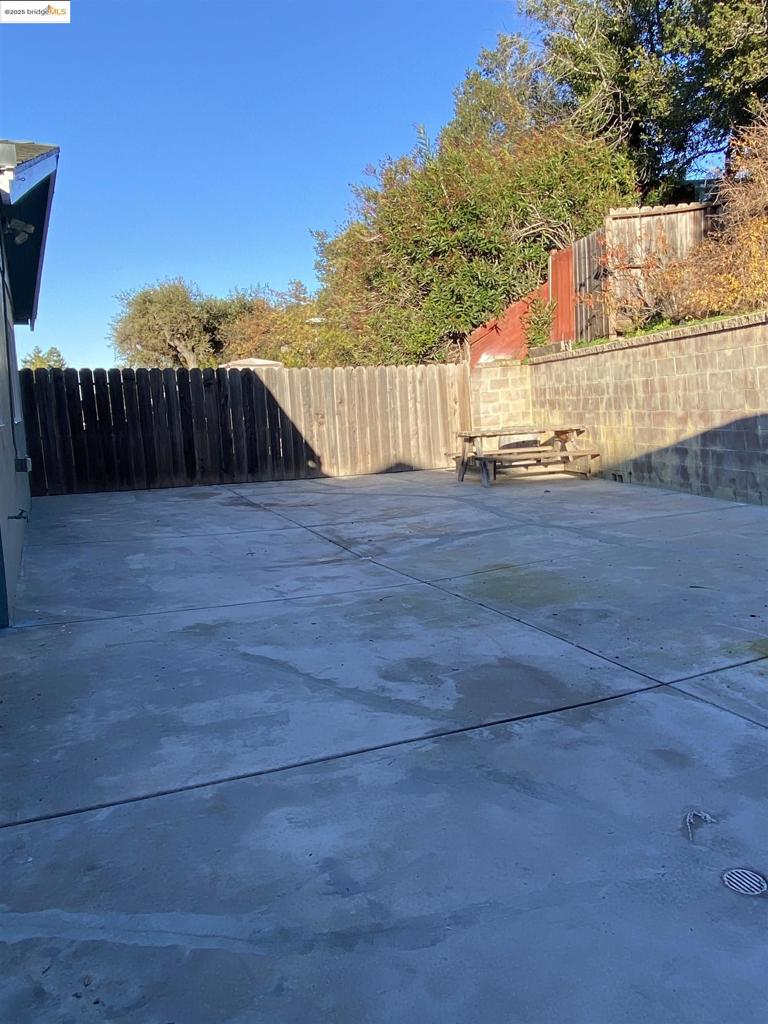 GOLF LINKS - Residential