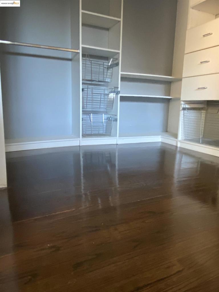 GOLF LINKS - Residential