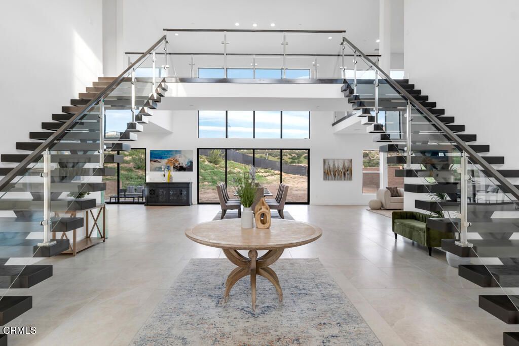 Photo of 11944 N Red Hawk Lane, Porter Ranch, CA 91326 (MLS # V1-34527)