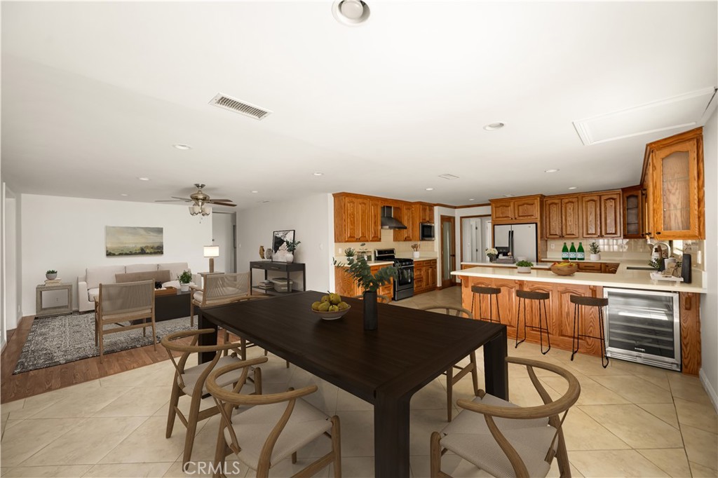 8208 Fallbrook Avenue