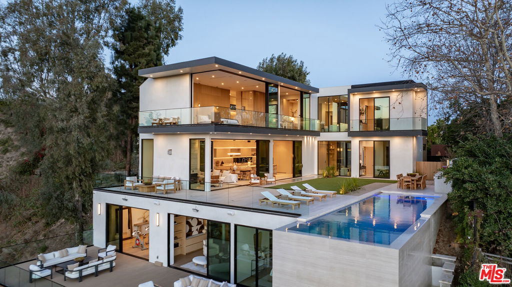 1149 Linda Flora Drive