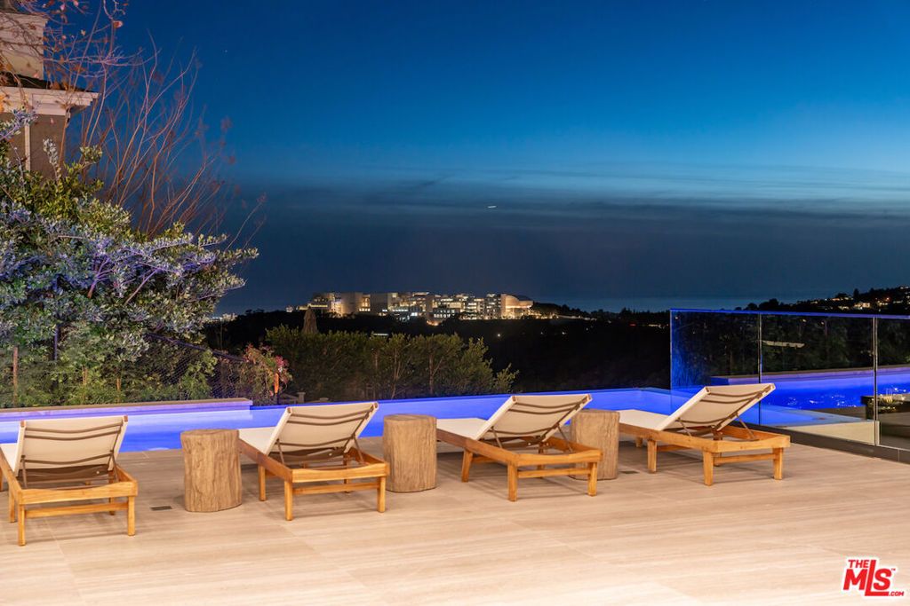 Photo of 1149 Linda Flora Drive, Los Angeles, CA 90049 (MLS # 25557711)