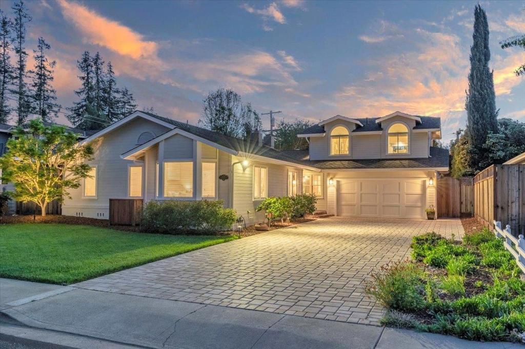 listing image 130728151665080881265