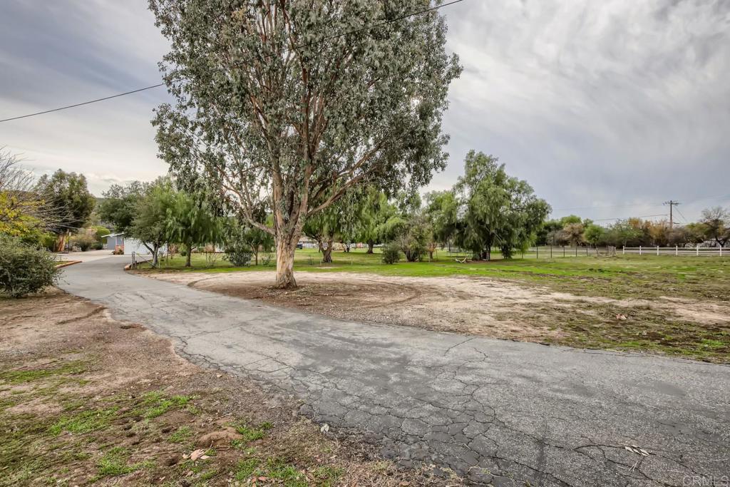 29807 Valley Center Rd.