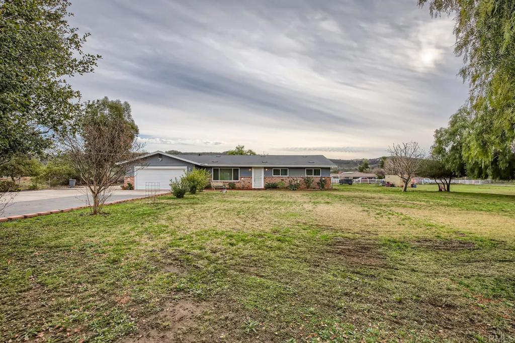 29807 Valley Center Rd.