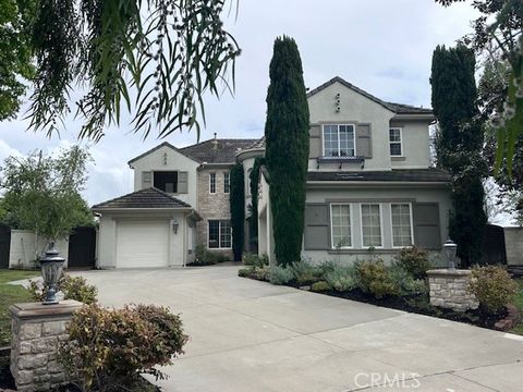 4 Calle De La Luna San Clemente CA 92673