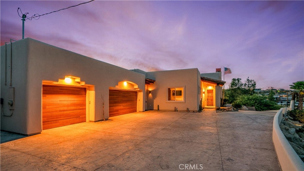 57045 Plaza Del Amigo