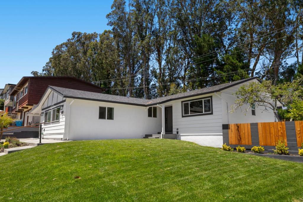 2600 Evergreen Drive