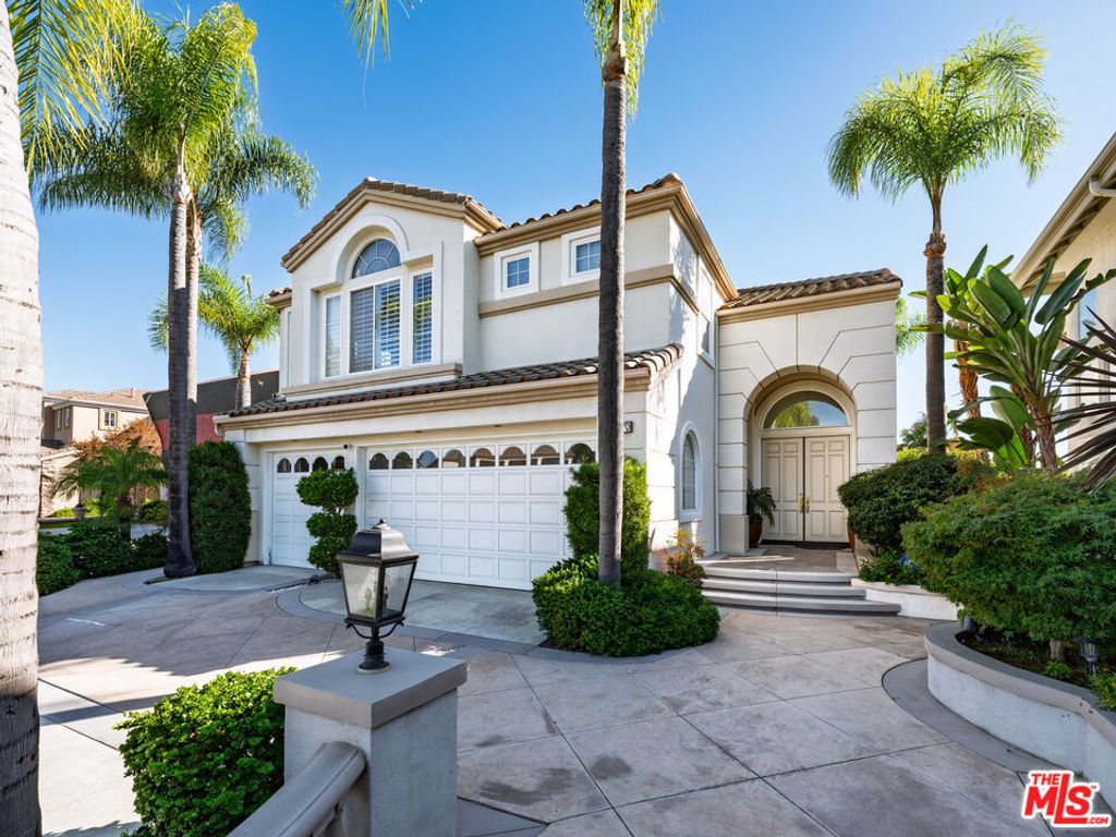 Photo of 2670 Belinda Court, Fullerton, CA 92835 (MLS # 25611599)