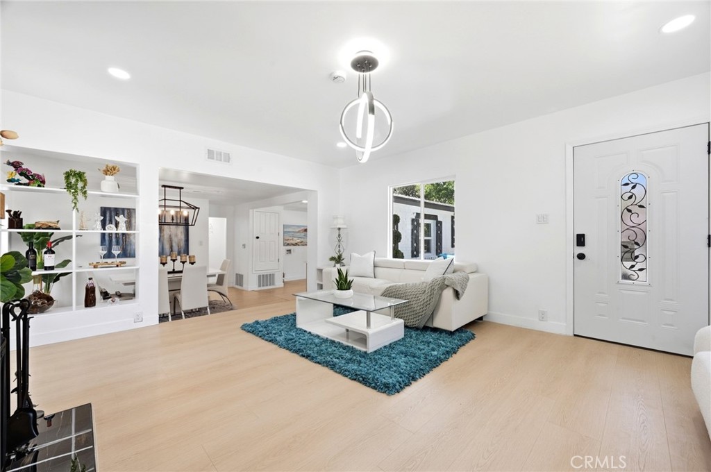 1280 E Woodbury Road