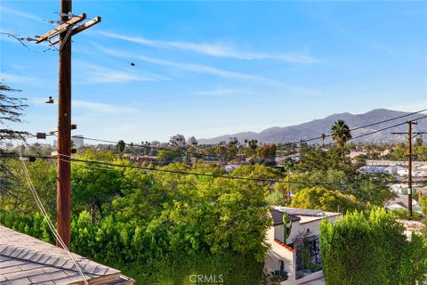 Photo of 1440 Verd Oaks Dr DR #A, Glendale, CA 91205 (MLS # GD26216473)