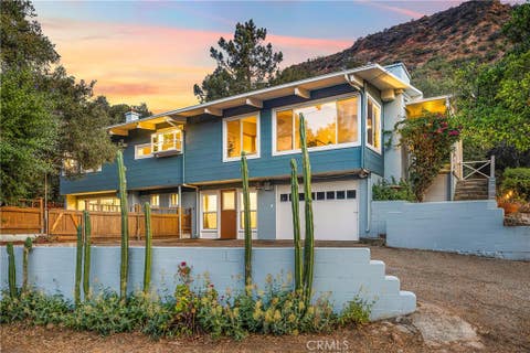 Photo of 28202 Bytha Way WAY, Silverado, CA 92676 (MLS # PW26156497)
