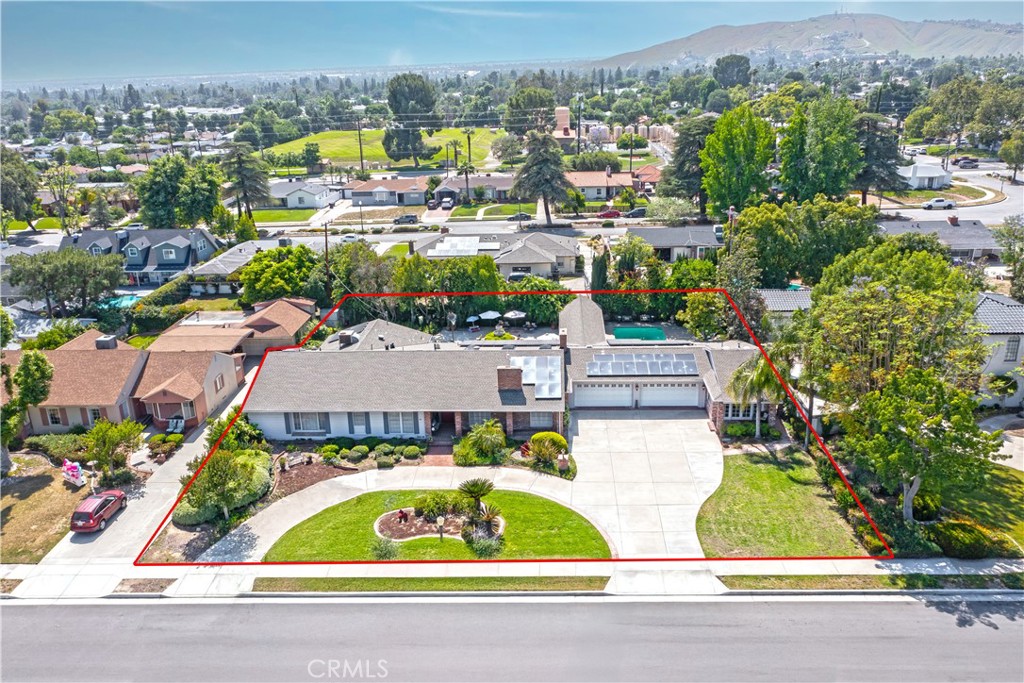 3152 Parkside Drive