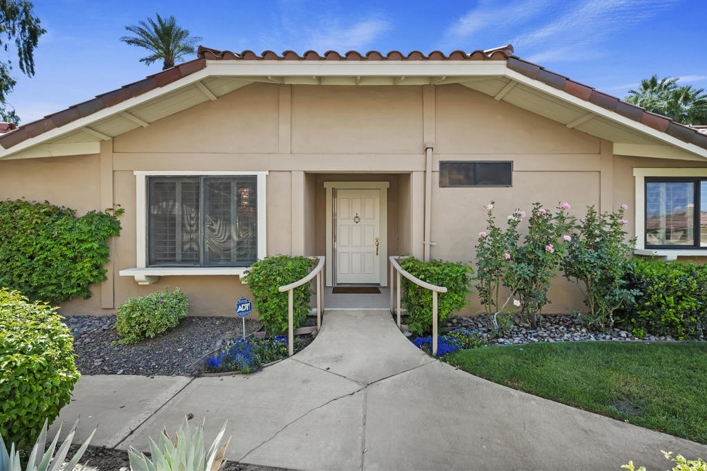 213 Calle Del Verano