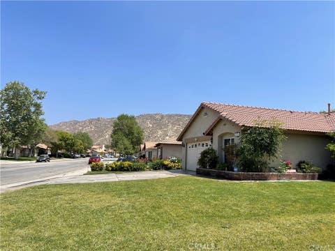Photo of 27555 VIA TEJON AVE, Moreno Valley, CA 92551 (MLS # DW26168120)
