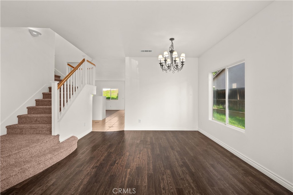 27924 De La Valle Dr.