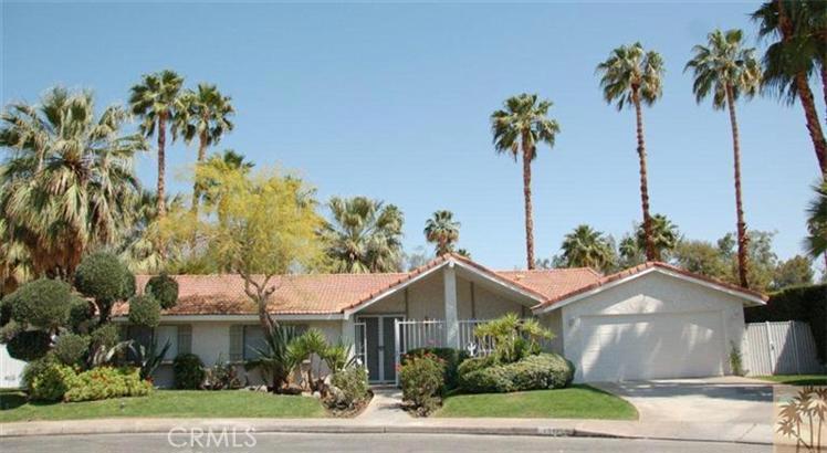 Los Compadres - Residential