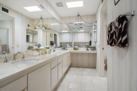 Tiny photo for 2515 E Jacaranda Road, Palm Springs, CA 92264 (MLS # 219152498DA)