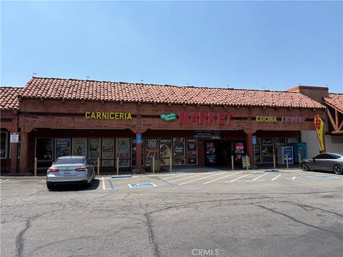 Photo of 2018 N Riverside Avenue, Rialto, CA 92377 (MLS # CV26120943)