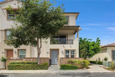 Photo of 158 Macintosh Way, Upland, CA 91786 (MLS # CV26072788)