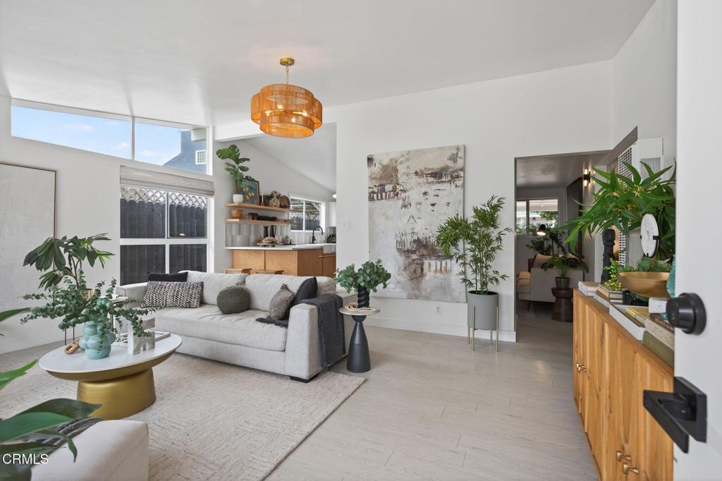 1128 Cornwall Lane