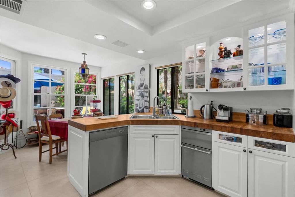 Santa Rosa Cove Coun - Residential