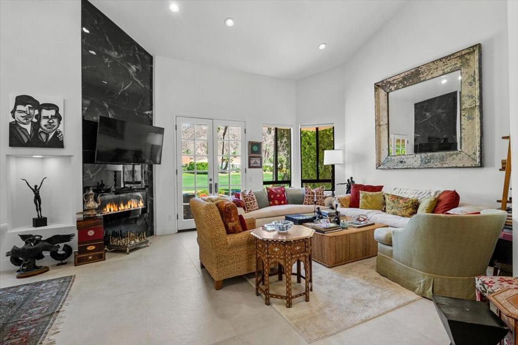 Santa Rosa Cove Coun - Residential